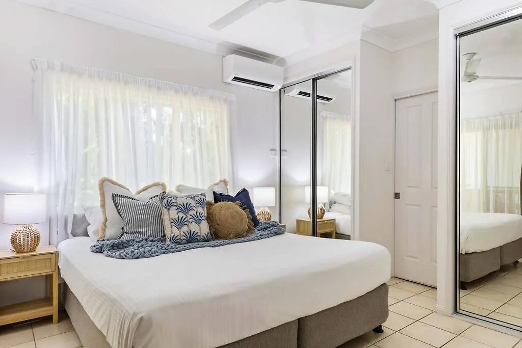Apartment Laidback Resort Living At Central Plaza Poolside Port Douglas