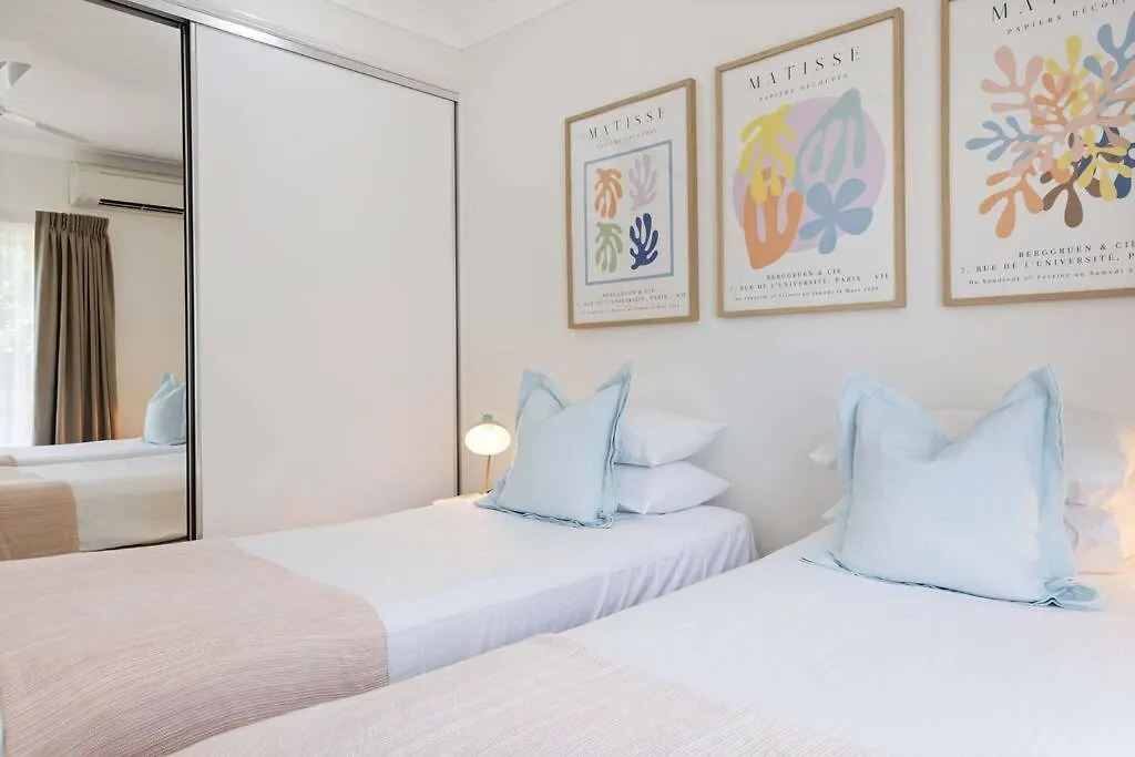 Laidback Resort Living At Central Plaza Poolside Port Douglas 0*,  Australia
