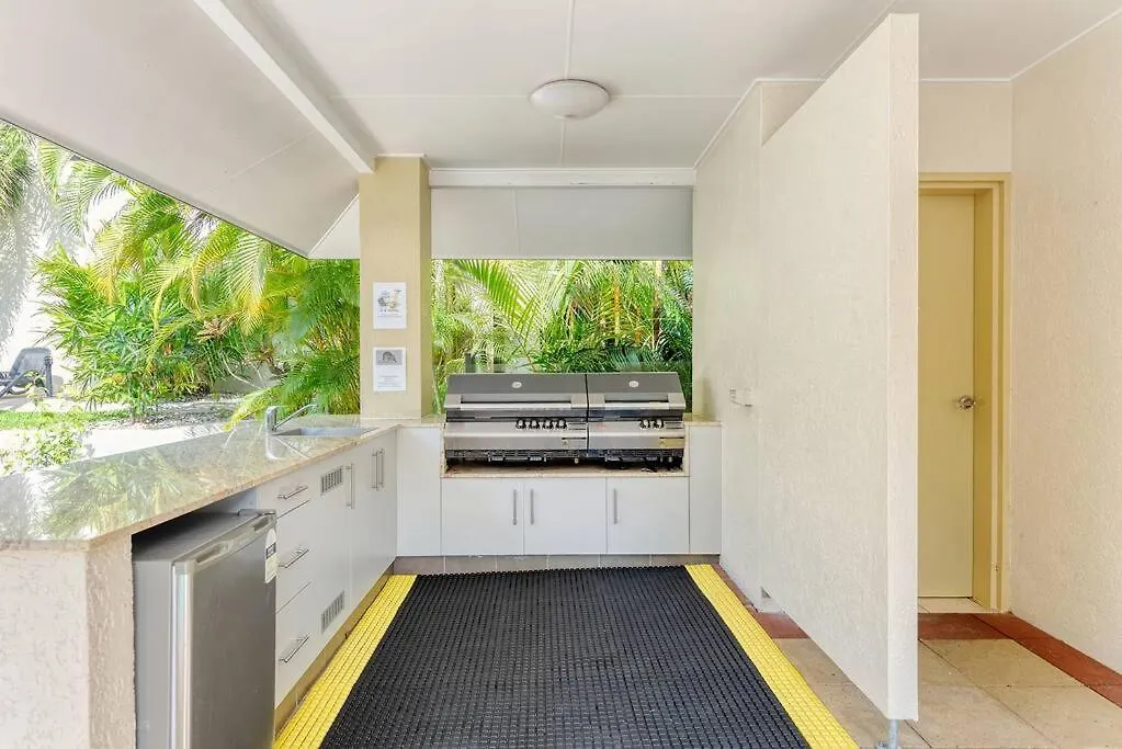 Apartment Laidback Resort Living At Central Plaza Poolside Port Douglas