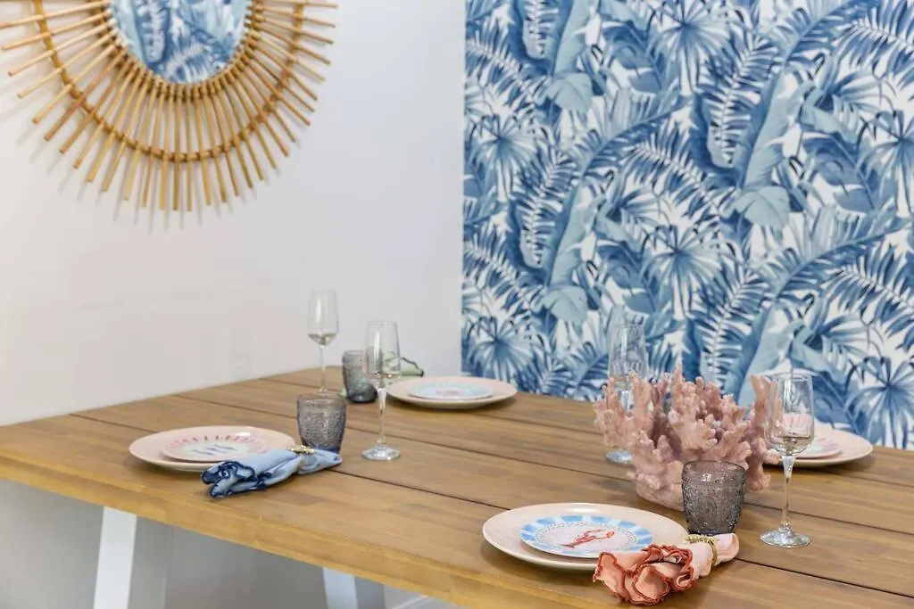 Laidback Resort Living At Central Plaza Poolside Port Douglas